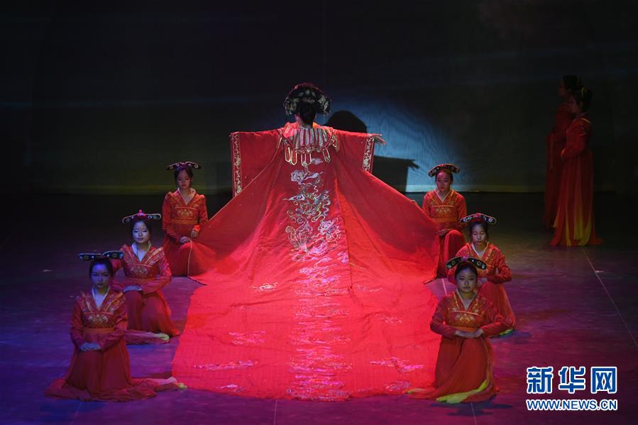 （文化）（5）沙漠實(shí)景劇《敦煌盛典》“新貌”迎客