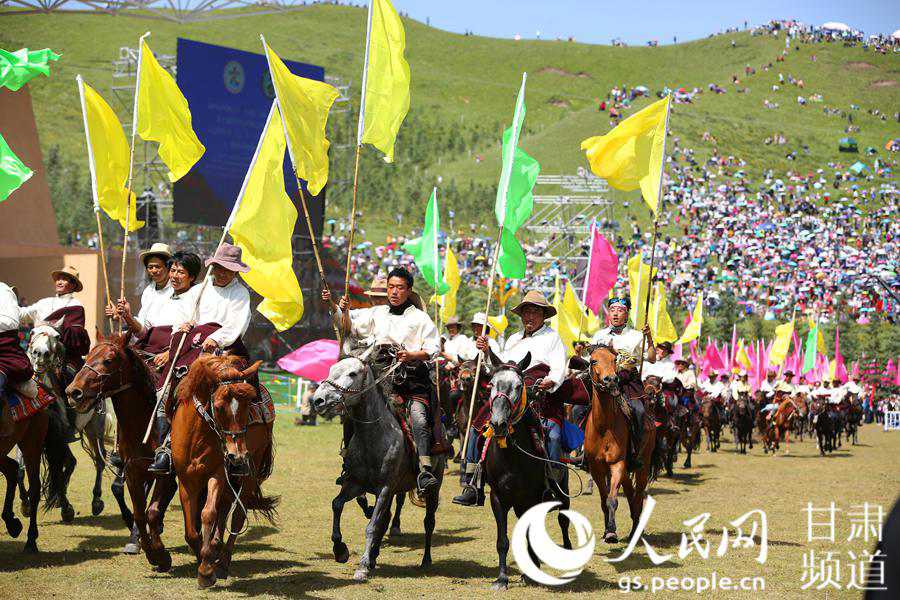 甘肅“一會(huì)一節(jié)”開幕 草原迎來夏日狂歡【9】