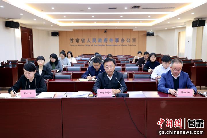 圖為會(huì)議現(xiàn)場(chǎng)。文昌吉 攝