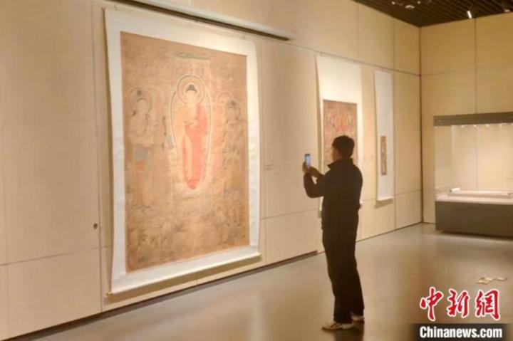 觀眾現(xiàn)場(chǎng)參展。戴沛康攝
