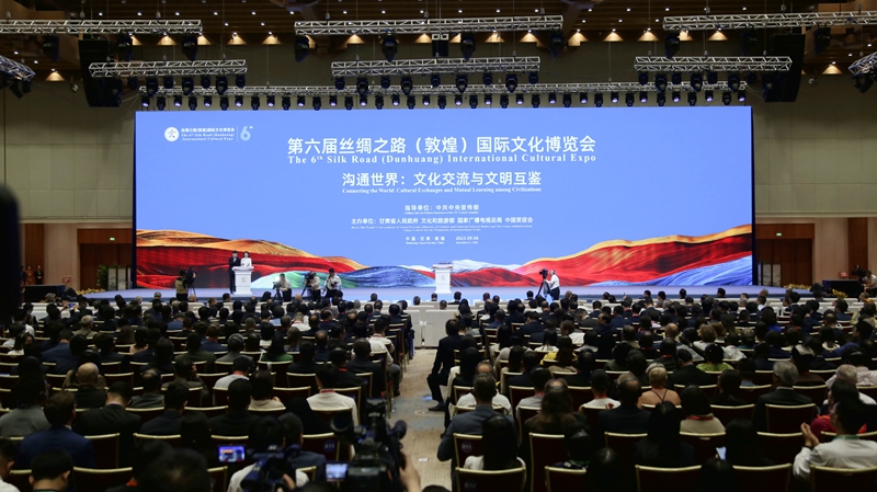 第六屆 開幕式 任磊拍攝.jpg